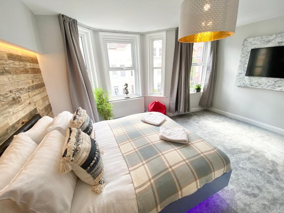 Cloud9 Guest House - By Coastline Retreats - Newly Renovated, Beautiful Ensuite Rooms Near Seafront In Town Centre, Netflix, Superfast Wifi, Communal Kitchen Bournemouth Eksteriør bilde