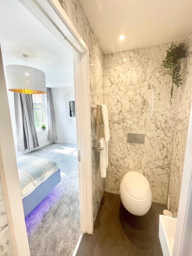 Cloud9 Guest House - By Coastline Retreats - Newly Renovated, Beautiful Ensuite Rooms Near Seafront In Town Centre, Netflix, Superfast Wifi, Communal Kitchen Bournemouth Eksteriør bilde