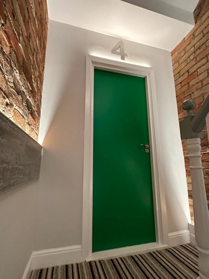 Cloud9 Guest House - By Coastline Retreats - Newly Renovated, Beautiful Ensuite Rooms Near Seafront In Town Centre, Netflix, Superfast Wifi, Communal Kitchen Bournemouth Eksteriør bilde